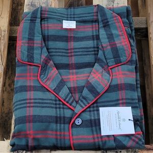 Men’s Hearth & Hand Red & Green Plaid Holiday Pajama 2PC Set